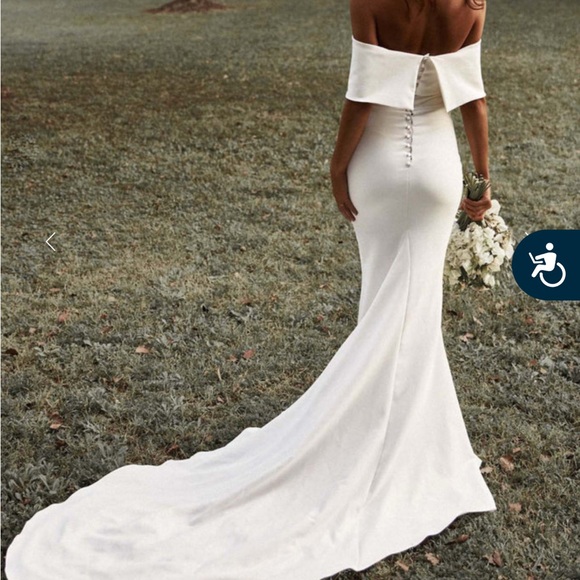 Grace Loves Lace “MILA” Elegant Ivory Off-Shoulder Gown Medium Large - Picture 3 of 16